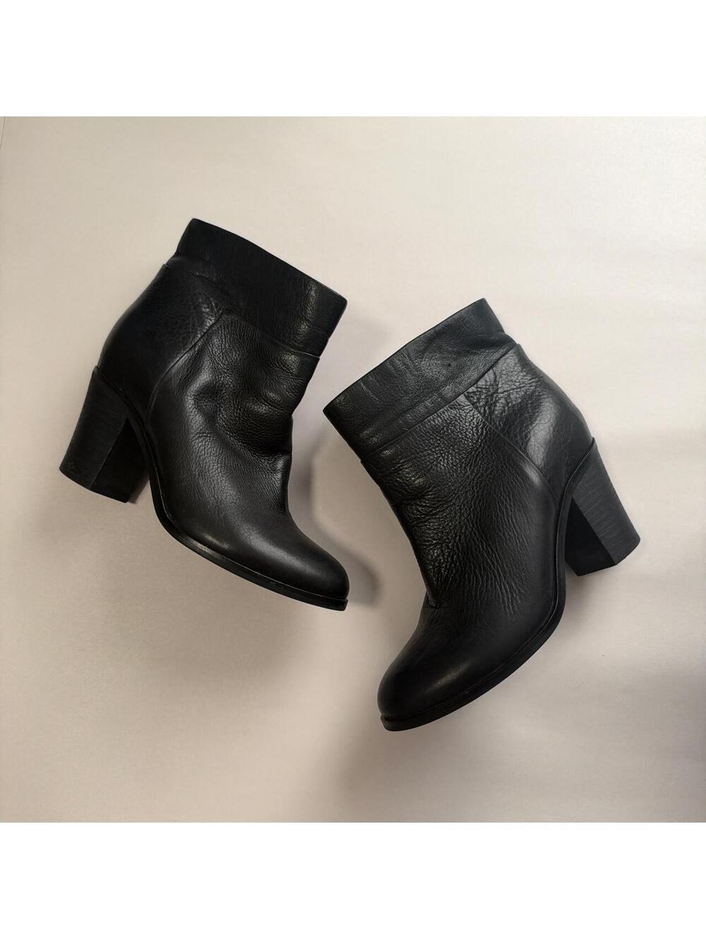 Kenneth Cole Black Leather Ankle Boots Chunky Heel Size 7